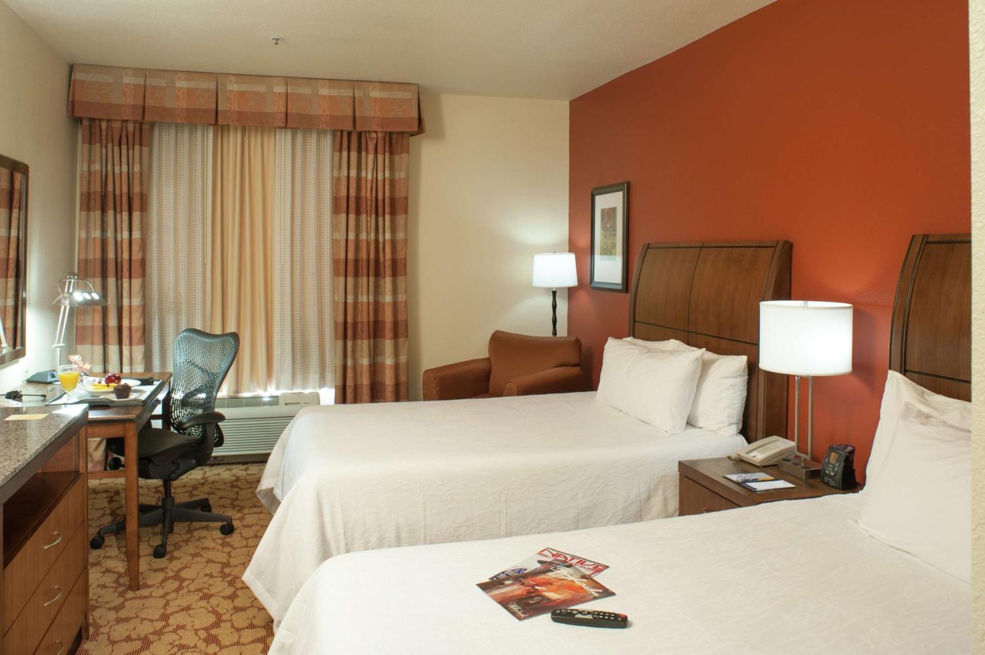 Hilton Garden Inn Tulsa Airport Exteriér fotografie
