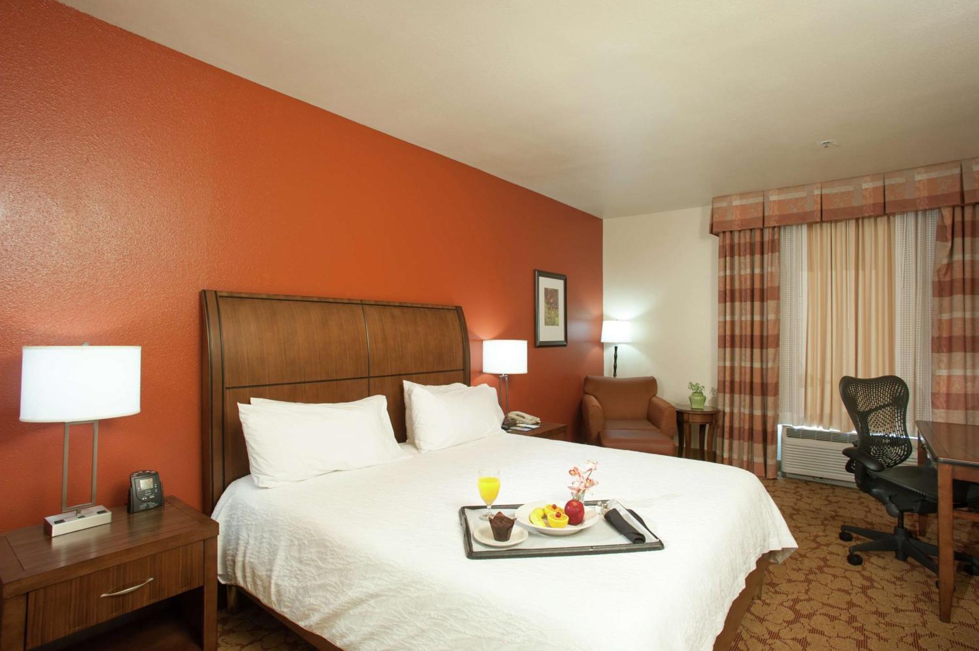 Hilton Garden Inn Tulsa Airport Exteriér fotografie