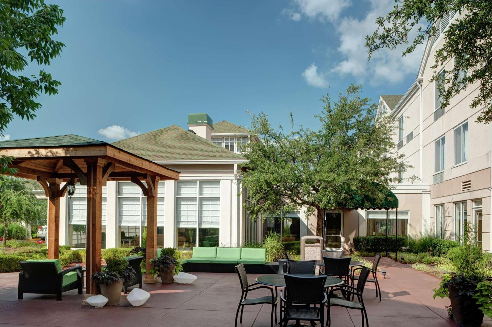 Hilton Garden Inn Tulsa Airport Exteriér fotografie