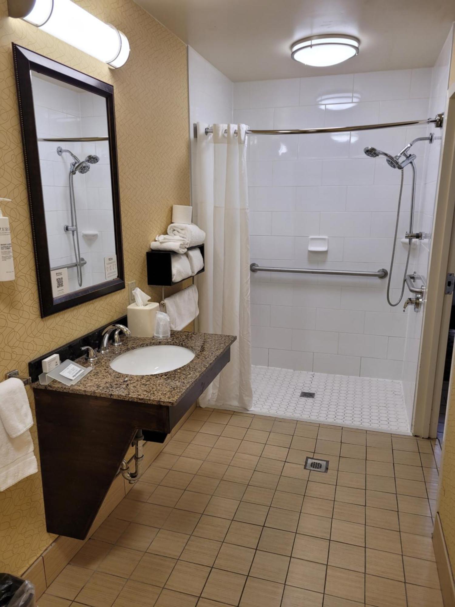 Hilton Garden Inn Tulsa Airport Exteriér fotografie