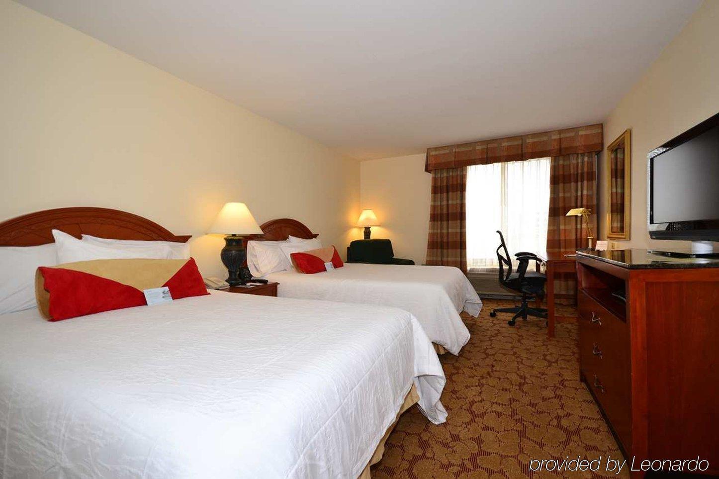 Hilton Garden Inn Tulsa Airport Pokoj fotografie