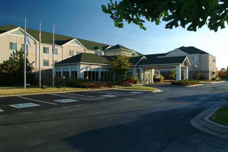 Hilton Garden Inn Tulsa Airport Exteriér fotografie