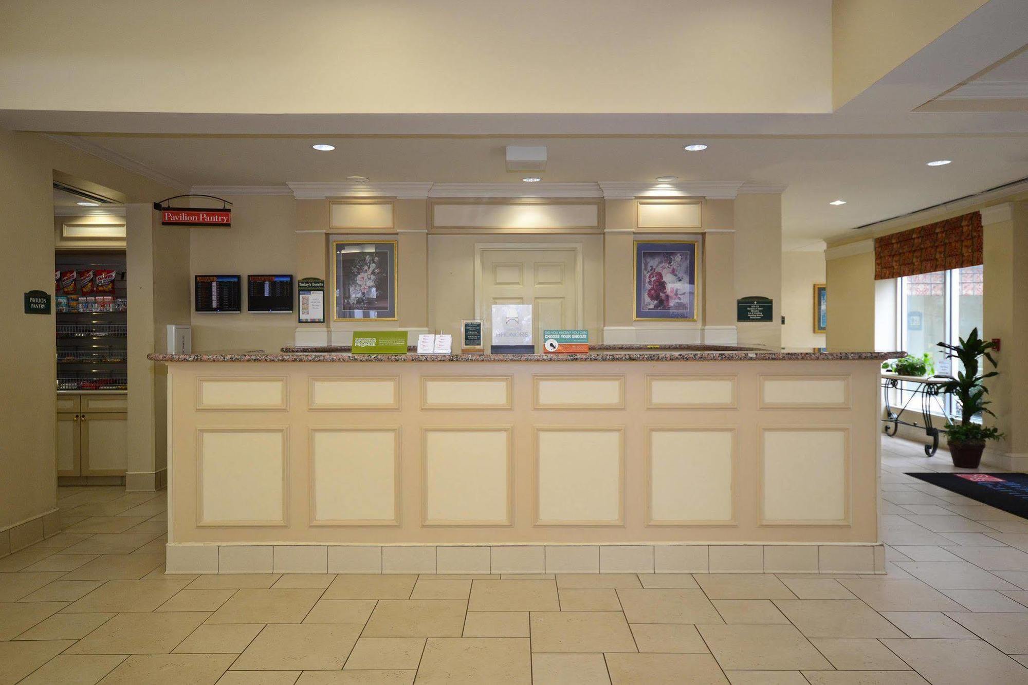 Hilton Garden Inn Tulsa Airport Exteriér fotografie